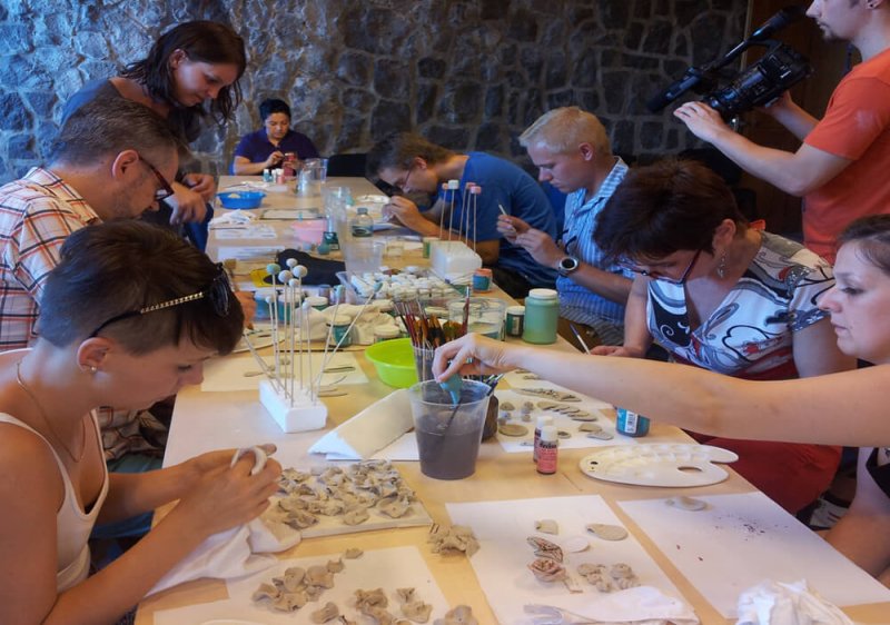 Εταιρική Σχέση: Leonardo Da Vinci Partnership: “Making Jewellery Small Enterprises For A Big European Crises