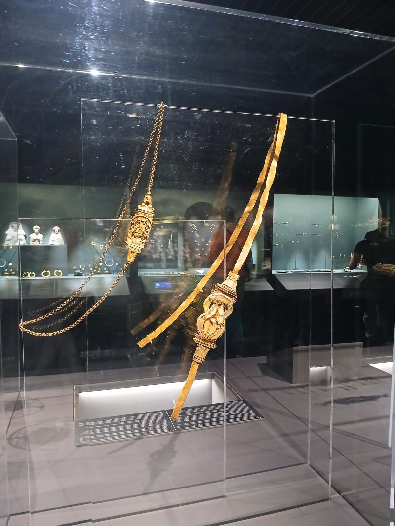 Εκπαιδευτική επίσκεψη ομάδας Σπουδαστών και Εκπαιδευτών,των ειδικοτήτων Σχεδιαστή Μόδας και Κοσμήματος, στις εκθέσεις Athens Fashion Trade Show & Eleven
