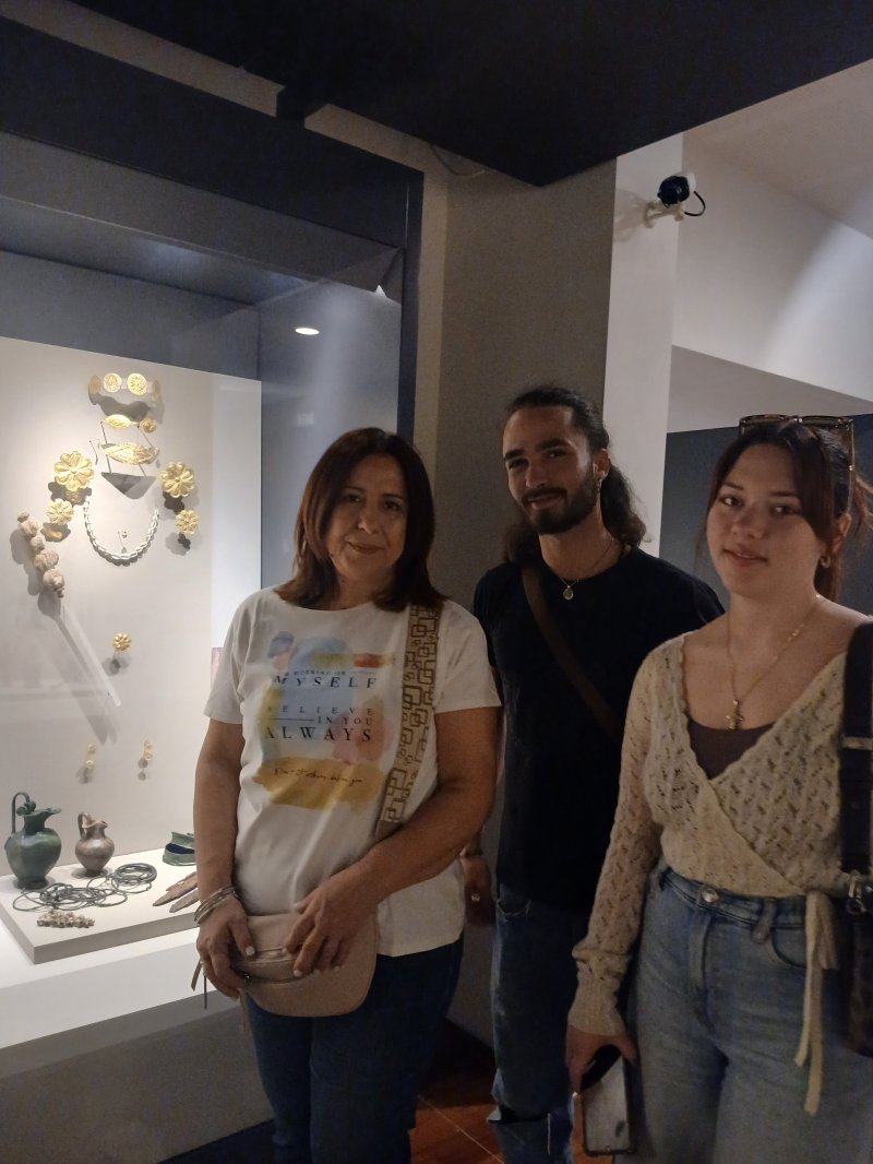 Participation of the I.S.A.E.K. of Volos Municipality in the European Jewelry Schools Meeting of PLE in Thessaloniki. I .S.A.E.K. of Volos Municipality successfully participated in the 31st European Conference of Jewelry Schools of PLE in Thessaloniki, he