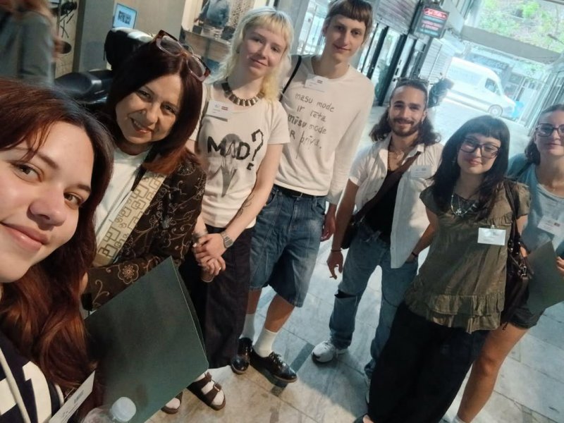 Participation of the I.S.A.E.K. of Volos Municipality in the European Jewelry Schools Meeting of PLE in Thessaloniki. I .S.A.E.K. of Volos Municipality successfully participated in the 31st European Conference of Jewelry Schools of PLE in Thessaloniki, he