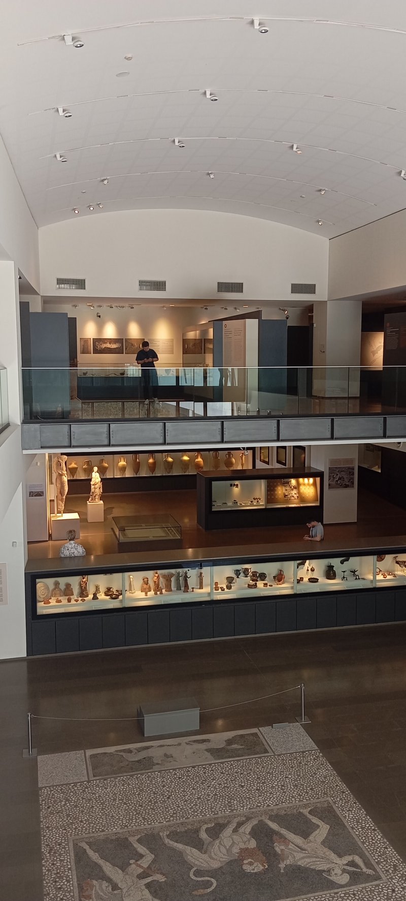 Participation of the I.S.A.E.K. of Volos Municipality in the European Jewelry Schools Meeting of PLE in Thessaloniki. I .S.A.E.K. of Volos Municipality successfully participated in the 31st European Conference of Jewelry Schools of PLE in Thessaloniki, he