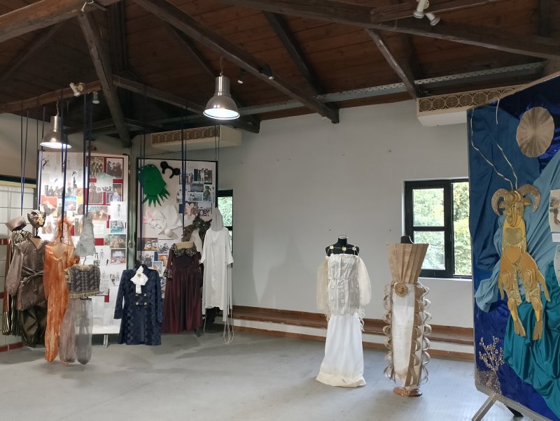 Annual exhibition of student’s creations and PLE travelling Jewelry exhibition at ISAEK of Volos Municipality
