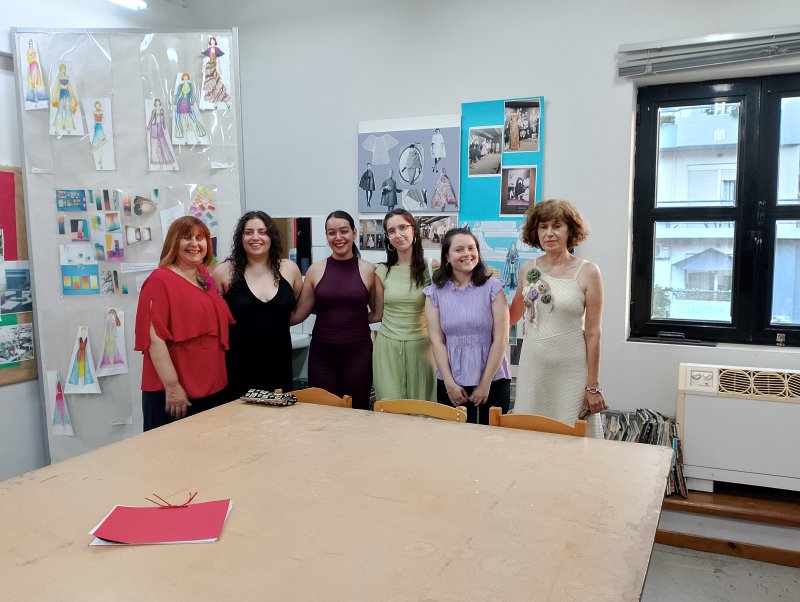 Annual exhibition of student’s creations and PLE travelling Jewelry exhibition at ISAEK of Volos Municipality