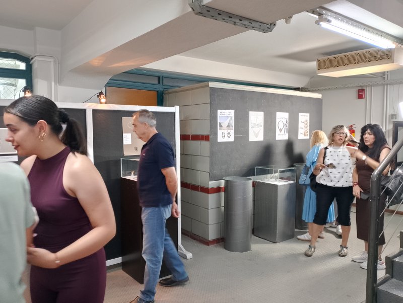 Annual exhibition of student’s creations and PLE travelling Jewelry exhibition at ISAEK of Volos Municipality