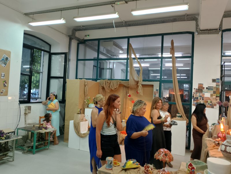 Annual exhibition of student’s creations and PLE travelling Jewelry exhibition at ISAEK of Volos Municipality