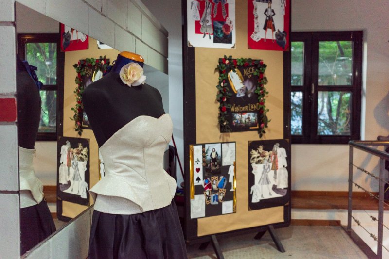 Annual exhibition of student’s creations and PLE travelling Jewelry exhibition at ISAEK of Volos Municipality