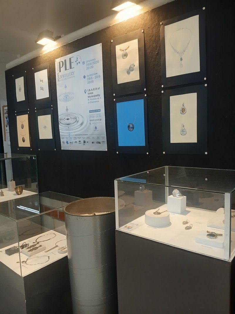 Handmade Jewelry Technician