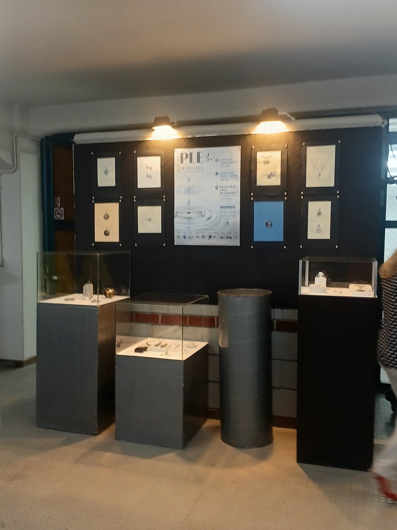 Opening of the European Traveling Jewelry Exhibition of P.L.E. (Parlement Lyceen Europeen) at ISAEK of Volos Municipality in Greece Opening of the European Traveling Jewelry Exhibition of the European Parliament of Jewlery Schools P.L.E. (Parlament Lyc