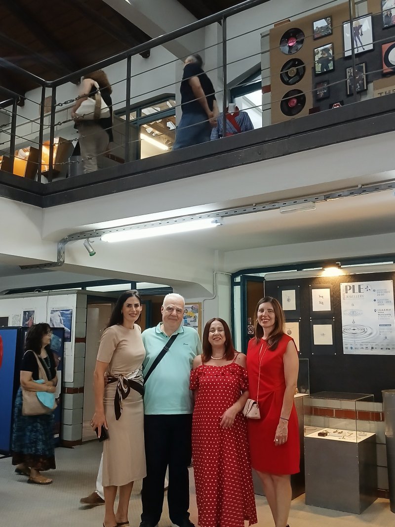 Opening of the European Traveling Jewelry Exhibition of P.L.E. (Parlement Lyceen Europeen) at ISAEK of Volos Municipality in Greece Opening of the European Traveling Jewelry Exhibition of the European Parliament of Jewlery Schools P.L.E. (Parlament Lyc
