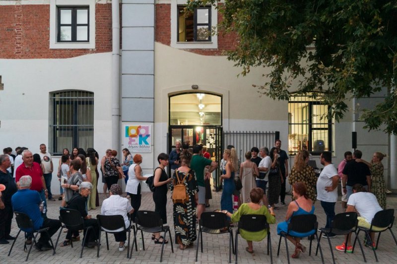 Opening of the European Traveling Jewelry Exhibition of P.L.E. (Parlement Lyceen Europeen) at ISAEK of Volos Municipality in Greece Opening of the European Traveling Jewelry Exhibition of the European Parliament of Jewlery Schools P.L.E. (Parlament Lyc