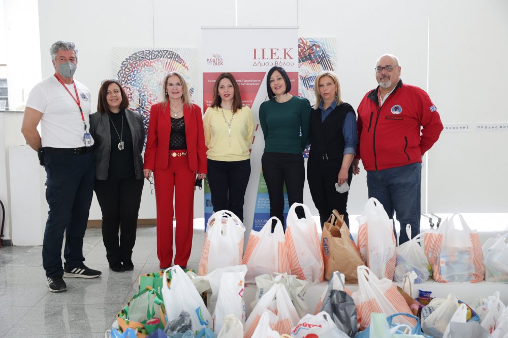 Φιλανθρωπική εκδήλωση από τα κοινωνικά κέντρα του Δήμου Βόλου με τη συμμετοχή του του ΙΙΕΚ Δήμου Βόλου