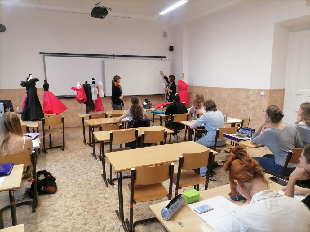 Συμμετοχή Εκπαιδεύτριας του ΙΙΕΚ Δήμου Βόλου σε πρόγραμμα, Erasmus+ για Staff