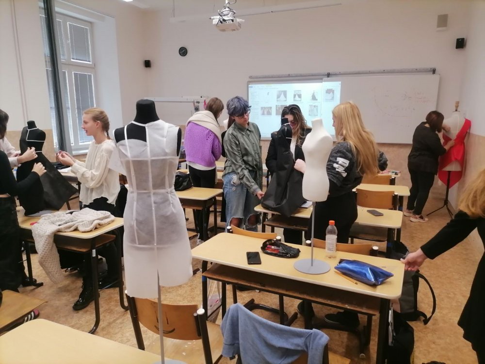 Συμμετοχή Εκπαιδεύτριας του ΙΙΕΚ Δήμου Βόλου σε πρόγραμμα, Erasmus+ για Staff