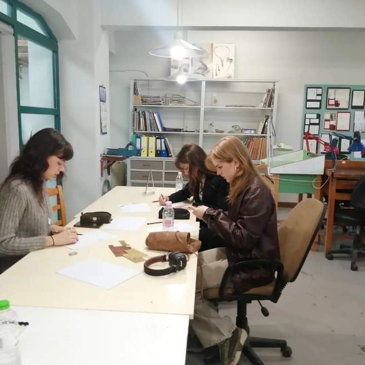 Σπουδαστές 2 Ευρωπαϊκών Σχολών εκπαιδεύτηκαν για 2 εβδομάδες, στην Ι.Σ.Α.Ε.Κ. (Ι.Ι.Ε.Κ.) Δήμου Βόλου μέσω Erasmus+ project.