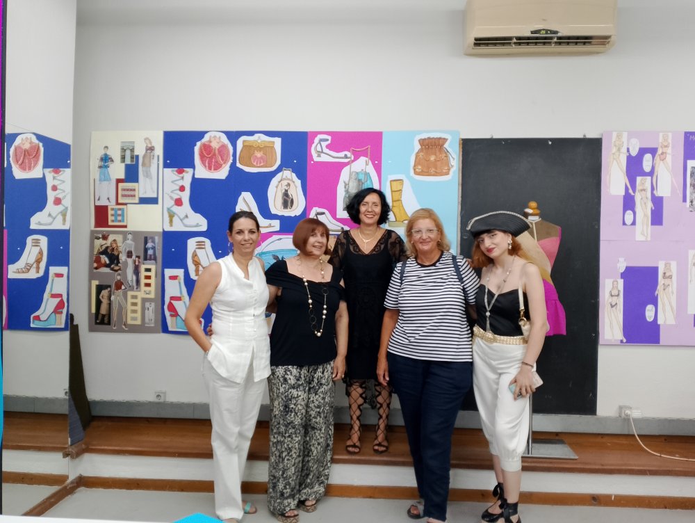 Ετήσια Έκθεση Σπουδαστικών Εργασιών & Πανευρωπαική Περιοδεύοθσα Έκθεση Κοσμήματος στην ΙΣΑΕΚ ( ΙΙΕΚ ) Δήμου Βόλου